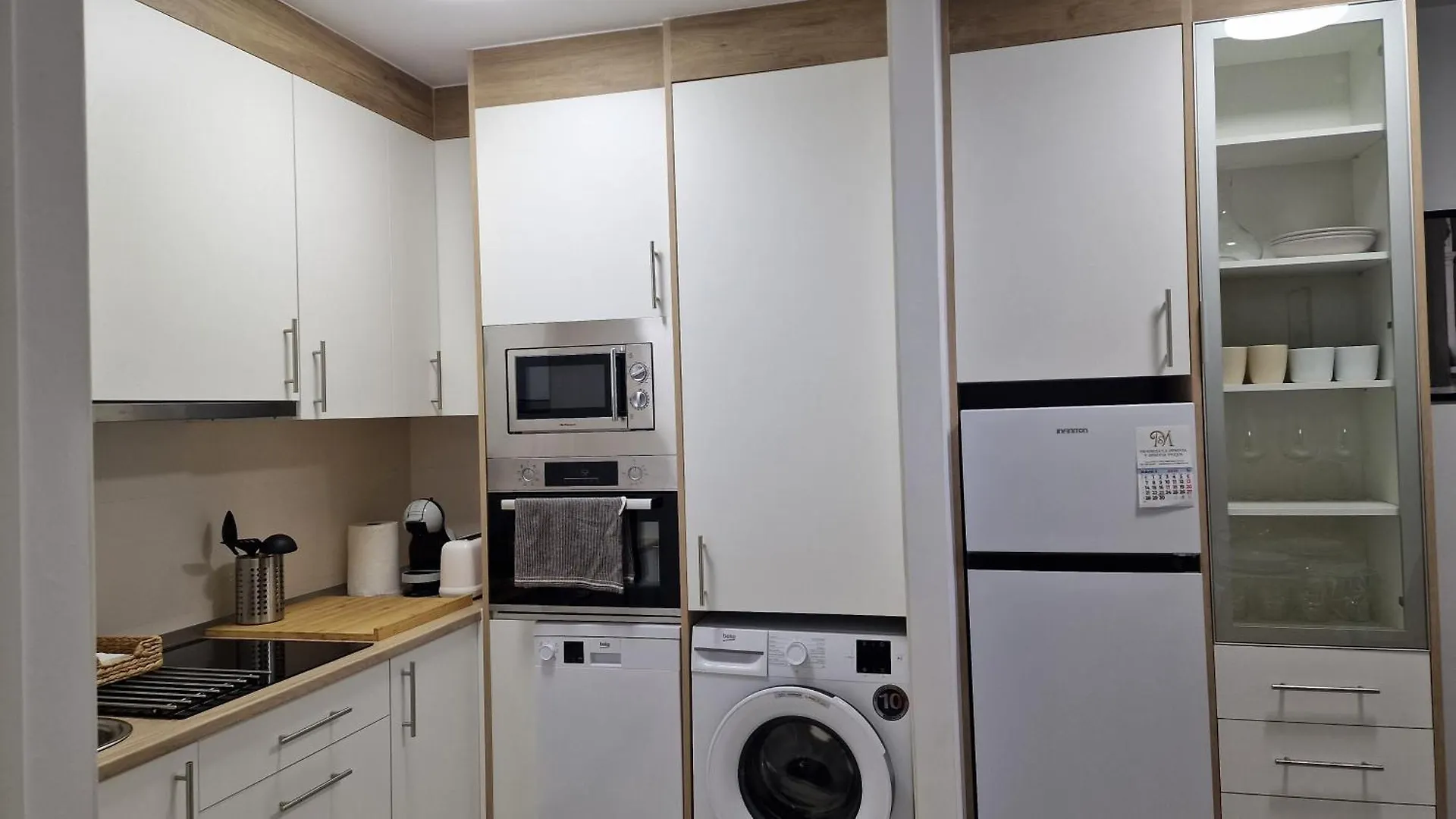Gran Terraza Apartamento Playa 加鲁查 0*,  西班牙