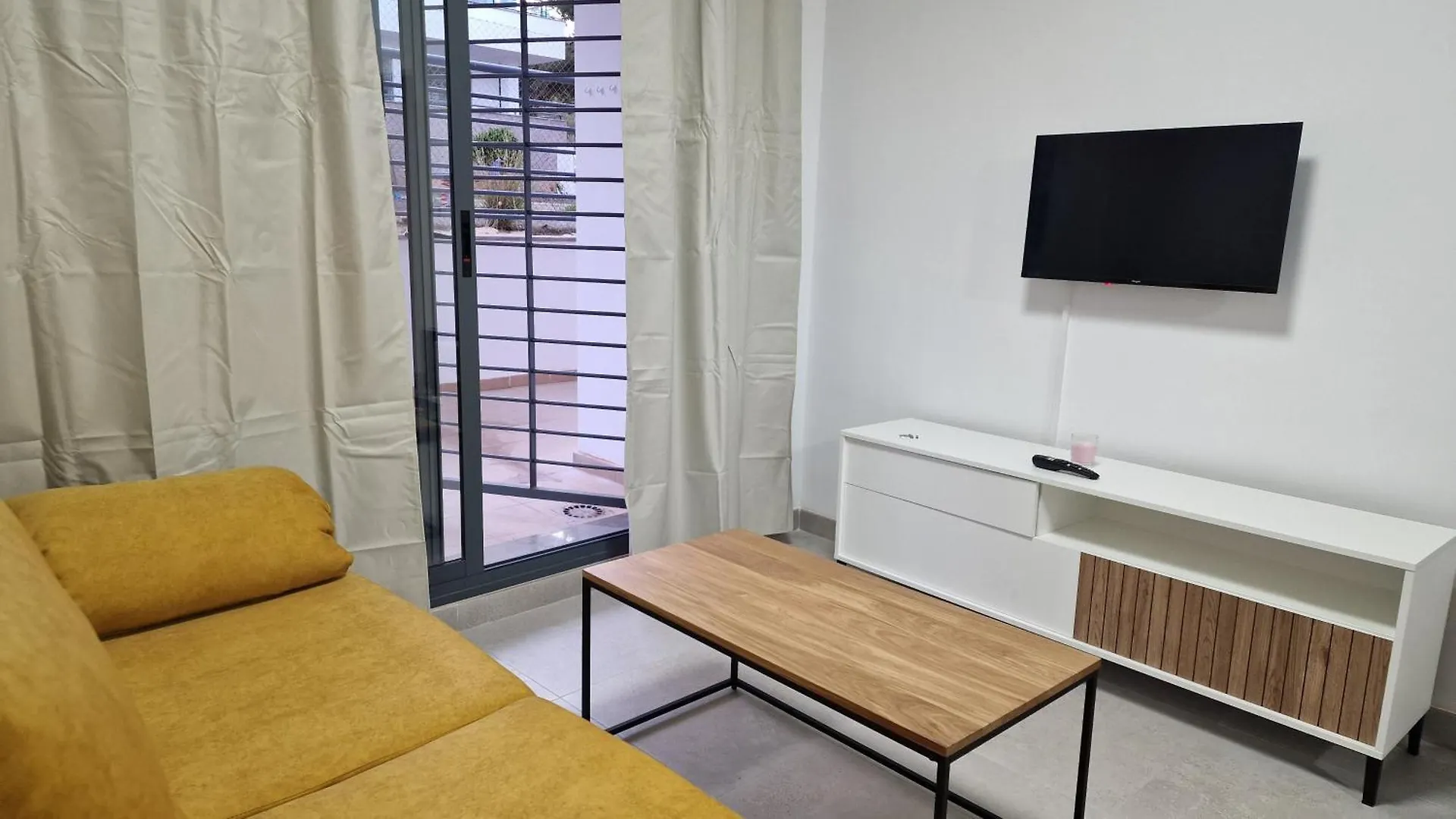 Gran Terraza Apartamento Playa 加鲁查
