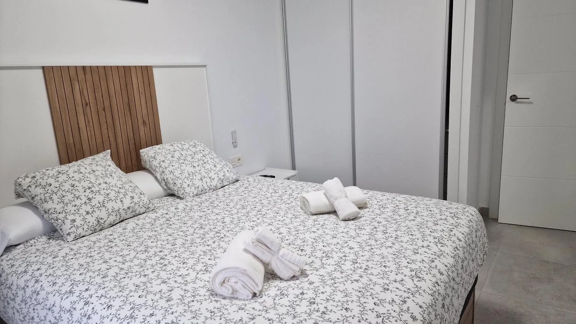 公寓 Gran Terraza Apartamento Playa 加鲁查 西班牙